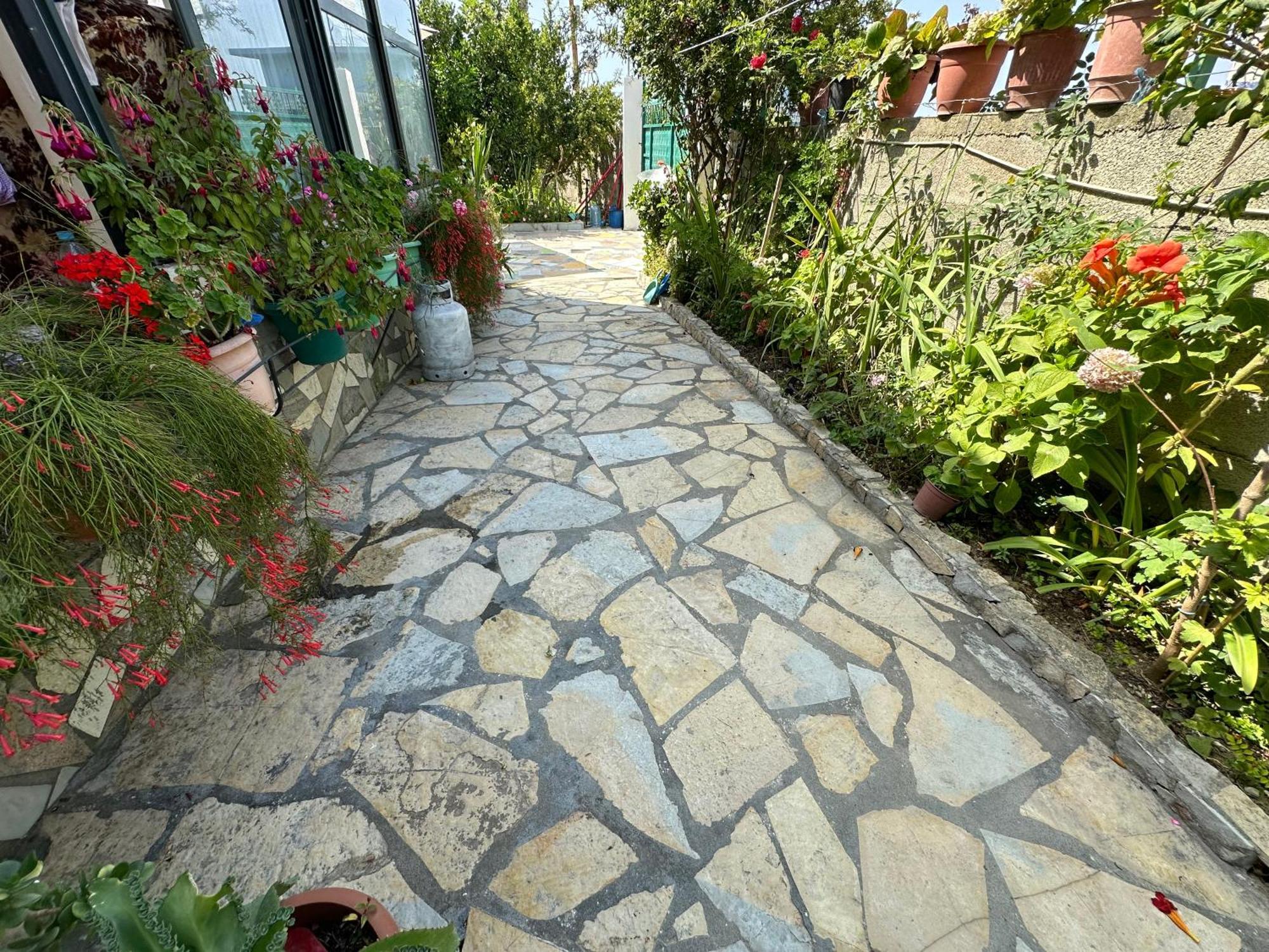 Flower'S Home Орікум Екстер'єр фото